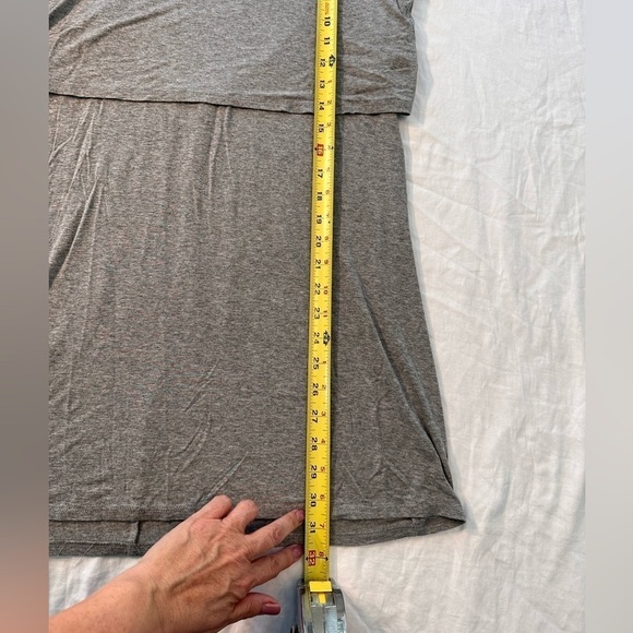 🎉Forever 21 Gray Tee Shirt Open Back Dress Size Small. - Picture 6 of 9